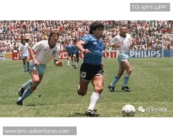 马拉多纳上帝之手的传奇瞬间与足球历史的永恒交汇